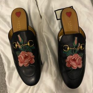 Gucci slides size 9.5